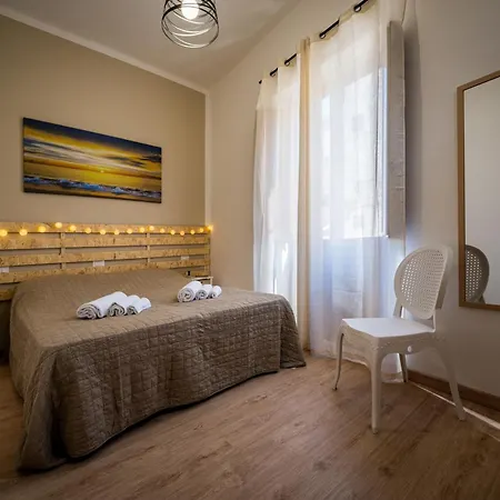 Casa La Finestra Sul Porto Ferienhaus *