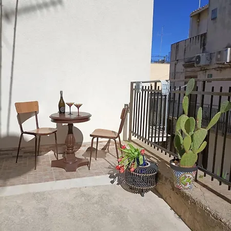 Holiday home Casa La Finestra Sul Porto Castellammare del Golfo