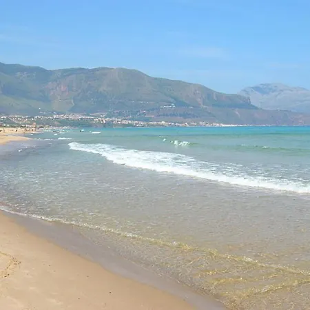 Casa La Finestra Sul Porto * Castellammare del Golfo